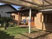 Casa com 5 dormitórios à venda, 500 m² por R$...