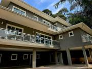 Casa com 5 dormitórios à venda, 503 m² por R$...