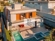Casa com 5 dormitórios à venda, 535 m² por R$...