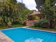 Casa com 5 dormitórios à venda, 550 m² por R$...