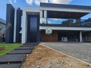Casa com 5 dormitórios à venda, 570 m² por R$...