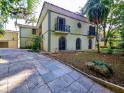 Casa com 5 dormitórios à venda, 600 m² por R$... Casa com 5 dormitórios à venda, 600 m² por R$...