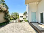 Casa com 5 dormitórios à venda, 600 m² por R$...