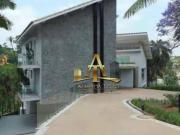 Casa com 5 dormitórios à venda, 650 m² por R$...