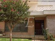 Casa com 5 dormitórios à venda, 685 m² por R$...