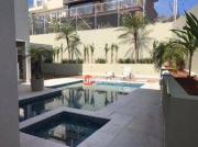 Casa com 5 dormitórios à venda, 690 m² por R$...