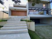 Casa com 5 dormitórios à venda, 693 m² por R$...