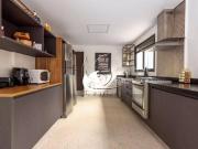 Casa com 5 dormitórios à venda, 700 m² por R$...