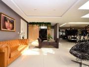 Casa com 5 dormitórios à venda, 743 m² por R$...