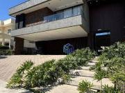 Casa com 5 dormitórios à venda, 787 m² por R$...