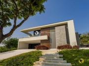 Casa com 5 dormitórios à venda, 815 m² por R$...