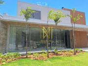 Casa com 5 dormitórios à venda, 837 m² por R$...