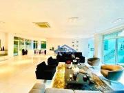 Casa com 5 dormitórios à venda, 873 m² por R$...