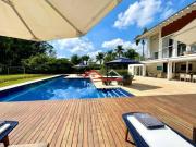 Casa com 5 dormitórios à venda, 953 m² por R$...