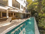 Casa com 5 dormitórios à venda, 975 m² por R$...