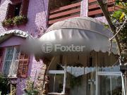 Casa com 5 dormitórios em Porto Alegre