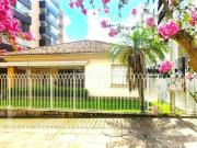 Casa com 5 dormitórios em Porto Alegre