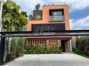 Casa com 5 dormitórios em São Paulo