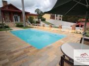 Casa com 5 dormitórios, sendo 2 suítes, área gourmet,...