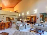 Casa com 5 dormitórios, sendo 3 suítes à venda Granja...