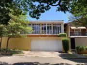 Casa com 5 quartos, 331 m², aluguel por R$ 10.000/mês ou...