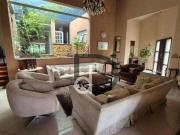 Casa com 5 quartos à venda, 441 m² por R$ 2.300.000...