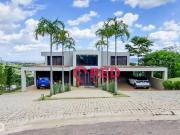 Casa com 5 quartos à venda, 700 m² por R$ 6.700.000...