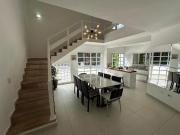 Casa com 5 quartos à venda em Riviera SP