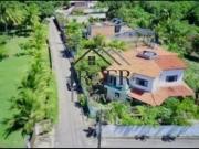 Casa com 5 Quartos e 2 banheiros à Venda, 317 m² por R$...