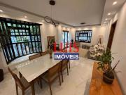 Casa com 5 Quartos e 3 banheiros à Venda, 270 m² por R$...