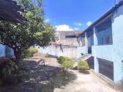 Casa com 5 Quartos e 3 banheiros à Venda, 360 m² por R$...