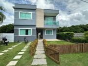 Casa com 5 Quartos e 4 banheiros à Venda, 220 m² por R$...