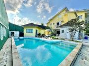 Casa com 5 quartos sendo 4 suítes à venda, 400 m² por R$...