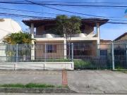 Casa com 5 quartos à venda, 386 m² por R$ 1.200.000...