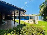 Casa com 5 suÃtes para venda ou aluguel no condomÃnio...