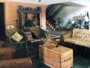 Casa com 5 suítes 6 vagas a venda na Chácara Flora