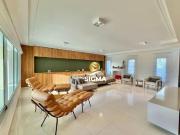 Casa com 5 Suítes à venda, 590 m² por R$ 4.200.000...