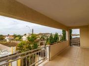 Casa com 5 Suítes, Piscina e Ampla Área Verde à Venda no...