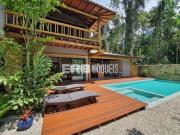 Casa com 5 suítes, piscina e muito bom gosto na praia do...