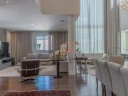 Casa com 600m² em terreno de 1040m², 7 quartos, à venda...