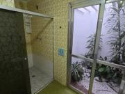 Casa com 6 dormitÃ³rios para alugar, 610 mÂ² por R$...