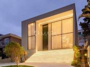 Casa com 6 dormitórios à venda, 1038 m² por R$...