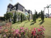 Casa com 6 dormitórios à venda, 1200 m² por R$...