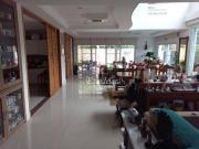 Casa com 6 dormitórios à venda, 1200 m² por R$...