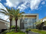 Casa com 6 dormitórios à venda, 1469 m² por R$...