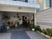 Casa com 6 dormitórios à venda, 165 m² por R$...