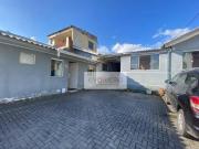 Casa com 6 dormitórios à venda, 200 m² por R$ 850.000,00...