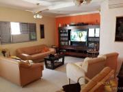 Casa com 6 dormitórios à venda, 280 m² por R$ 750.000...
