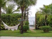 Casa com 6 dormitórios à venda, 300 m² por R$...