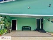 Casa com 6 dormitórios à venda, 307 m² por R$ 990.000,00...